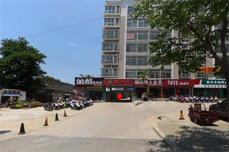 人民家园2室2厅1卫带车库带院出售